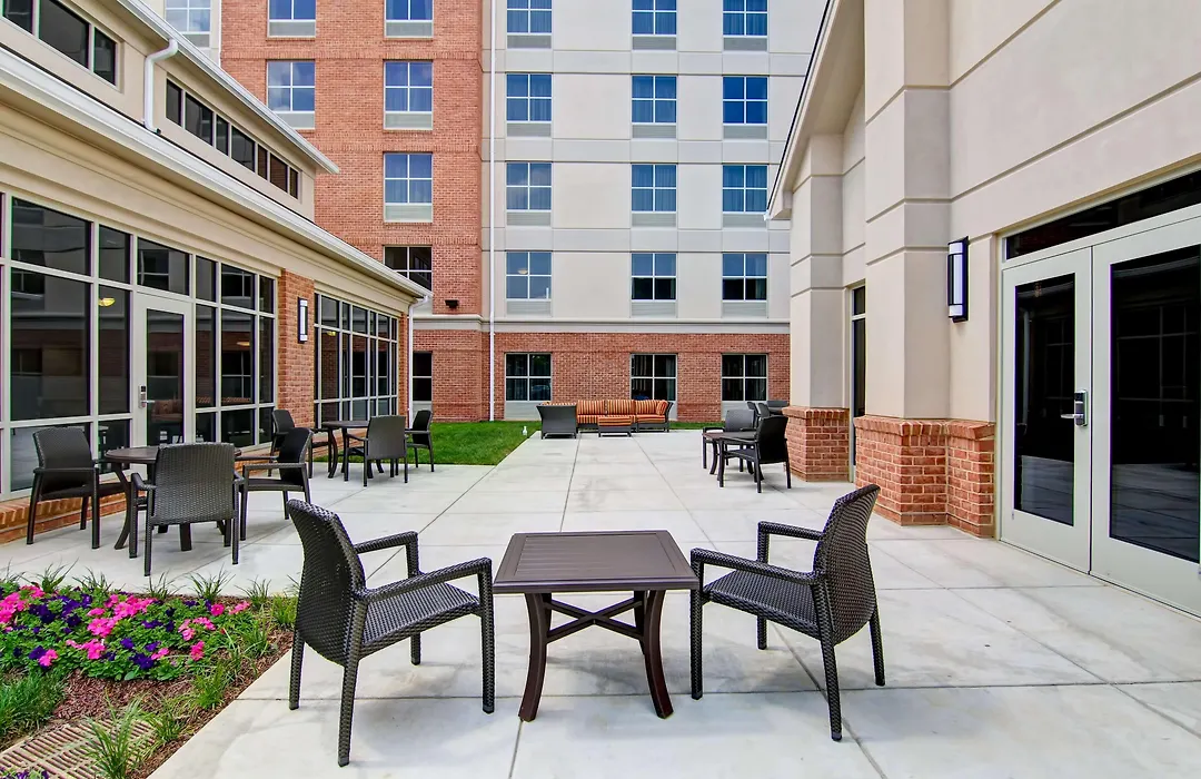 Homewood Suites By Hilton Woodbridge-1